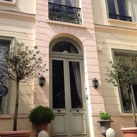 فندق مبيت وإفطار Ou Dorment Les Fees ليل